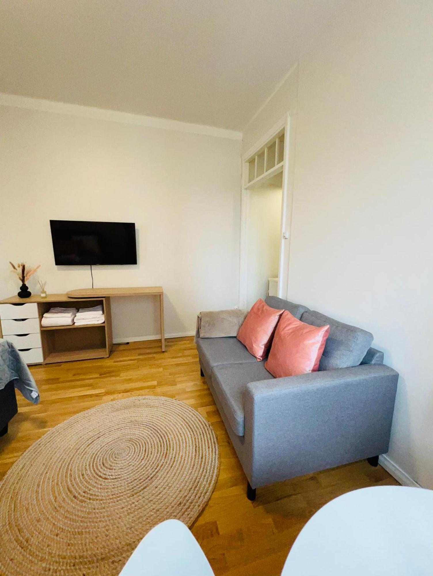 هلسنكي Your Chic Vibrant Airbnb المظهر الخارجي الصورة